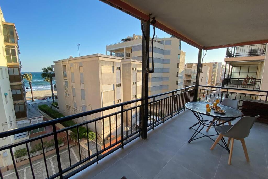 Amplio Apartamento Seaview Lejlighed Salou Eksteriør billede