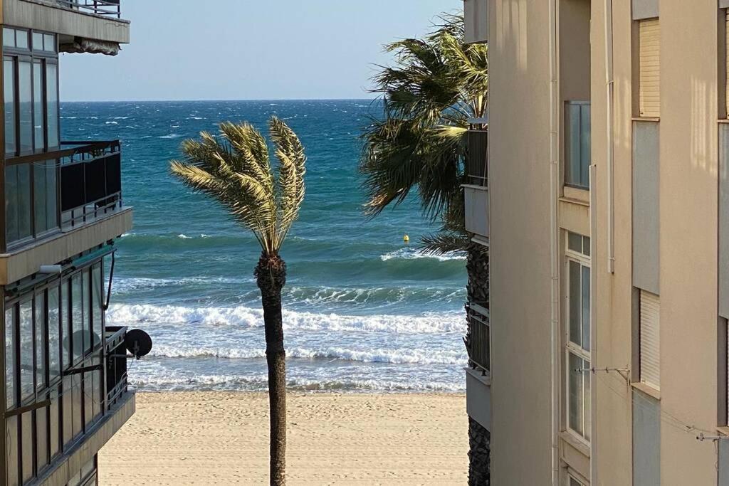 Amplio Apartamento Seaview Lejlighed Salou Eksteriør billede